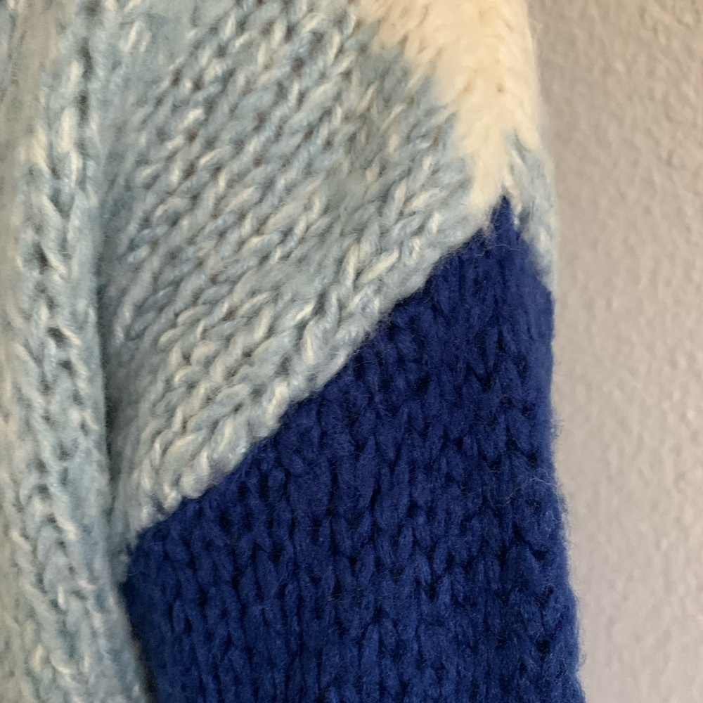 Allison Andrews Blue Color Block Knitted Turtlene… - image 6